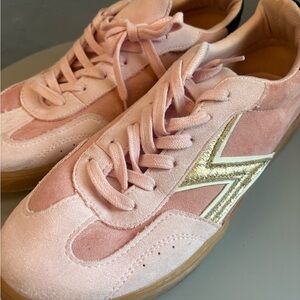 Zodiac Pink Sneakers with Gold Detail